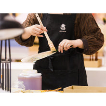 画像をギャラリービューアに読み込む, 水うちわ<br>瓢型【芙蓉】<br>美濃和紙<br>木製台座付き