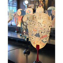 画像をギャラリービューアに読み込む, 水うちわ<br>瓢型【国芳 猫づくし】<br>美濃和紙<br>木製台座付き