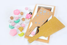 画像をギャラリービューアに読み込む, Puca(プーカ)<br> 羽子板飾り<br>木製/初節句