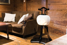 画像をギャラリービューアに読み込む, 大内行灯 12号<br> 秋月 本塗木製<br>絹二重張 (台付)