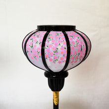 画像をギャラリービューアに読み込む, 雪洞(対)【菊燈木製】<br>10号~16号 6種類<br>ピンク桜/岐阜県産<br> 桃の節句/雛人形