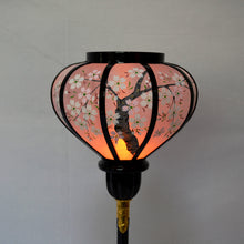 画像をギャラリービューアに読み込む, 雪洞(対)【菊燈木製】<br>10号~16号 6種類<br>薄墨桜/岐阜県産<br> 桃の節句/雛人形