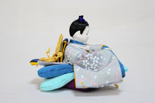 画像をギャラリービューアに読み込む, みやび雛 <br>紫/薄墨(ちりめん) <br>平飾りセット