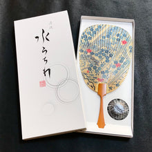 画像をギャラリービューアに読み込む, 水うちわ 瓢型<br>【都桜】<br>美濃和紙<br>木製台座付き
